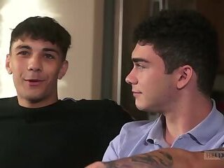 Alex tops Ashtin